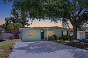 3300 Kingston St N, Saint Petersburg, FL 33713 - Photo 1