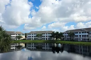 4802 51st Street W, Bradenton, FL 34210 - Photo 2