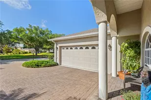 10921 Bluestem Cir, Lakewood Ranch, FL 34202 - Photo 4