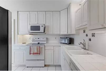 4480 Fairways Boulevard #208, Bradenton, FL 34209 - Photo 10