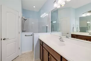5437 Chatham Square Way, Bradenton, FL 34203 - Photo 32