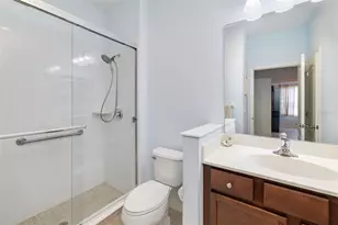 5437 Chatham Square Way, Bradenton, FL 34203 - Photo 12