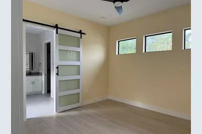 2443 Wood Street, Sarasota, FL 34237 - Photo 14