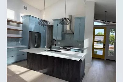 2443 Wood Street, Sarasota, FL 34237 - Photo 8