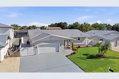 4219 2nd Avenue NE, Bradenton, FL 34208 - Photo 1