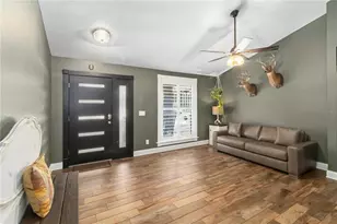 28424 Deedra Dr, Wesley Chapel, FL 33544 - Photo 4