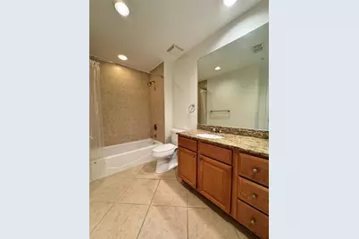 808 3rd Avenue W #301, Bradenton, FL 34205 - Photo 26