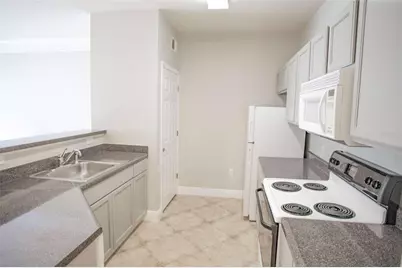 4802 51st Street W #307, Bradenton, FL 34210 - Photo 4