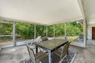 2436 Breakwater Cir, Sarasota, FL 34231 - Photo 22