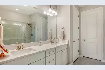 8704 Rain Song Road, Sarasota, FL 34238 - Photo 20