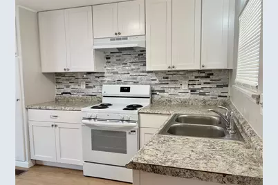 3608 16th Street W, Bradenton, FL 34205 - Photo 8