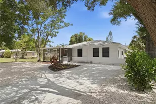 2847 Oak St, Sarasota, FL 34237 - Photo 22