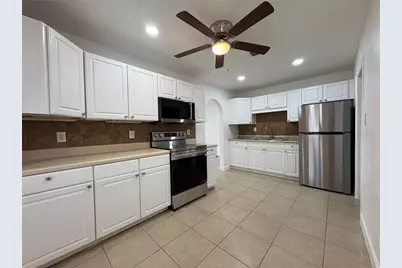 2847 Oak Street, Sarasota, FL 34237 - Photo 6