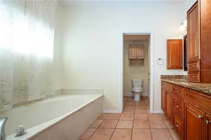 4403 Diamond Cir N, Sarasota, FL 34233 - Photo 40