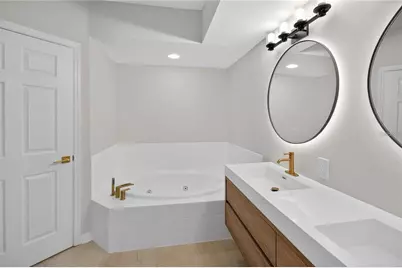 5430 Eagles Point Circle #202, Sarasota, FL 34231 - Photo 28