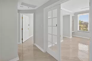 5430 Eagles Point Cir, Sarasota, FL 34231 - Photo 22