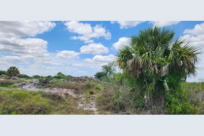 18395 NW 270th Street, Okeechobee, FL 34972 - Photo 1