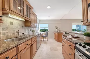 1750 Benjamin Franklin Dr, Sarasota, FL 34236 - Photo 22