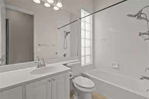 5762 Benevento Dr, Sarasota, FL 34238 - Photo 20