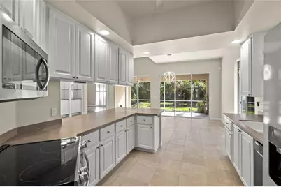 5762 Benevento Drive, Sarasota, FL 34238 - Photo 6