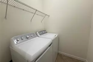 9929 Haze Dr, Venice, FL 34292 - Photo 12