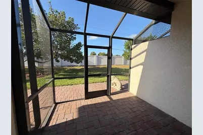9929 Haze Drive, Venice, FL 34292 - Photo 8
