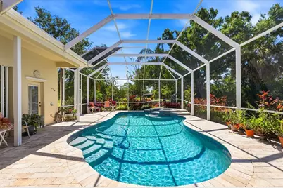 10010 Cherry Hills Avenue Circle, Bradenton, FL 34202 - Photo 2