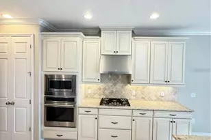 5922 Anise Dr, Sarasota, FL 34238 - Photo 8