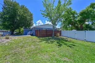 1423 12th Ave W, Palmetto, FL 34221 - Photo 38