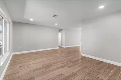 901 24th Avenue W, Palmetto, FL 34221 - Photo 12