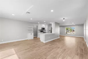 901 24th Ave W, Palmetto, FL 34221 - Photo 14