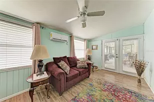 2564 Wood St, Sarasota, FL 34237 - Photo 22