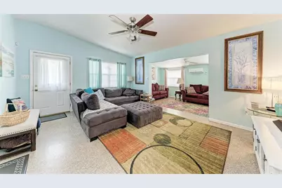 2564 Wood Street, Sarasota, FL 34237 - Photo 6