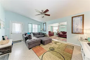 2564 Wood St, Sarasota, FL 34237 - Photo 6
