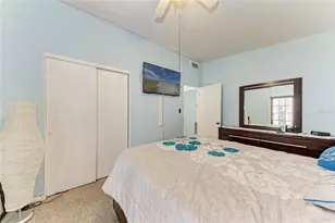 2564 Wood St, Sarasota, FL 34237 - Photo 16