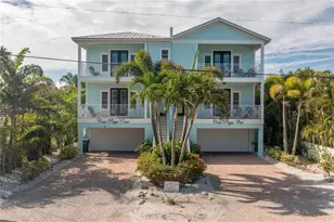 105 4th St S, Bradenton Beach, FL 34217 - Photo 4