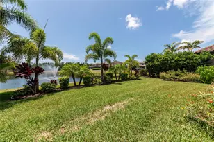 5587 Foxtail Palm Ln, Sarasota, FL 34233 - Photo 6