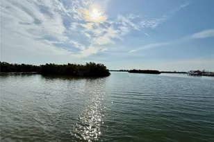 1257 Tree Bay Ln, Sarasota, FL 34242 - Photo 50