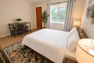 330 Lang Ct N, Saint Petersburg, FL 33701 - Photo 6