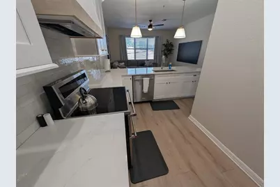 330 Lang Court N #1, Saint Petersburg, FL 33701 - Photo 8