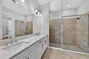10577 Eclipse St, Sarasota, FL 34241 - Photo 18