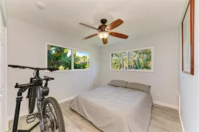9409 Catalina Drive, Bradenton, FL 34210 - Photo 32