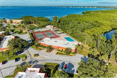 9409 Catalina Drive, Bradenton, FL 34210 - Photo 56