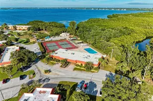 9409 Catalina Dr, Bradenton, FL 34210 - Photo 56