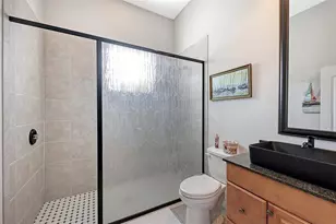 7025 N Serenoa Dr, Sarasota, FL 34241 - Photo 46