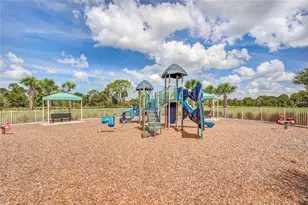 10233 Lake Wales Cir, Sarasota, FL 34241 - Photo 80