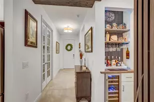 10233 Lake Wales Cir, Sarasota, FL 34241 - Photo 4