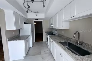 6264 Green View Cir, Sarasota, FL 34231 - Photo 14
