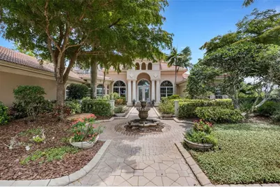 7004 Portmarnock Place, Bradenton, FL 34202 - Photo 2