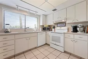 6703 Midnight Pass Rd, Sarasota, FL 34242 - Photo 12